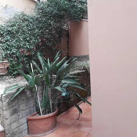 Ozanam Art Gallery Apartment *